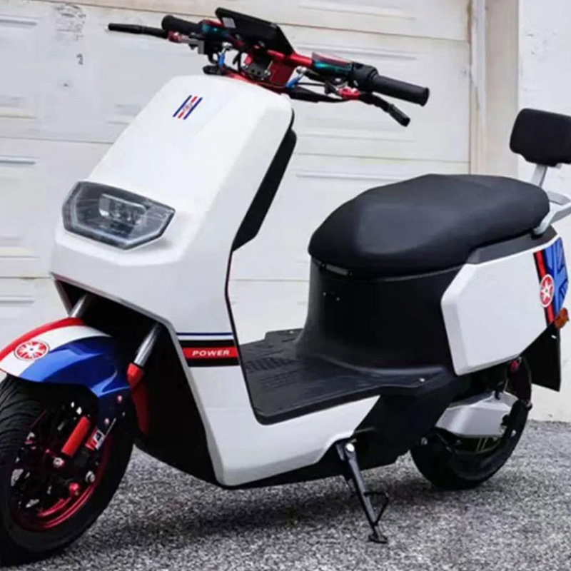 Offre spéciale moto électrique 3000W Streetbike Scooter pièces de moto électrique CKD